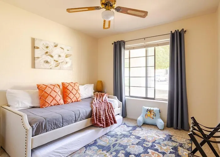 Holiday home Sunny Oasis 4br Pool With Game Mesa