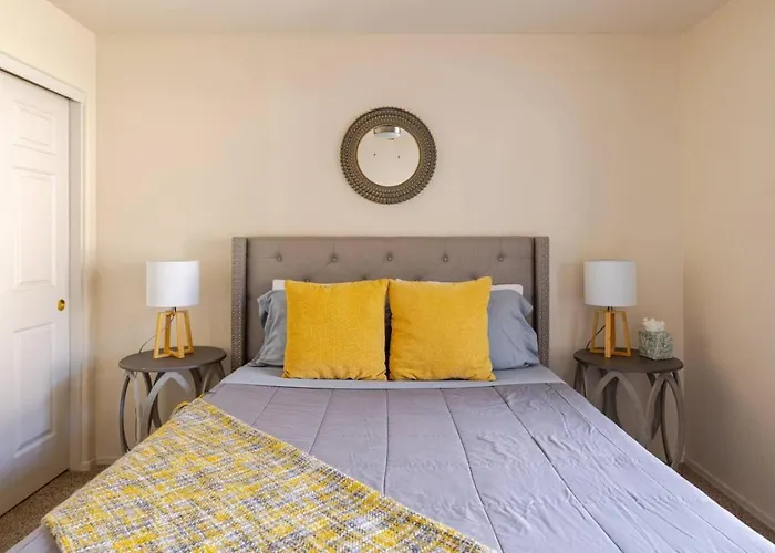 Sunny Oasis 4br Pool With Game Holiday home Mesa