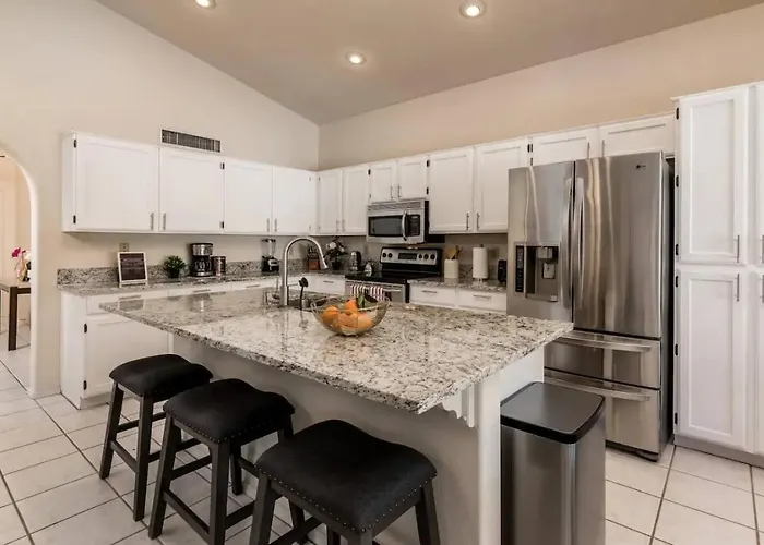 Sunny Oasis 4br Pool With Game